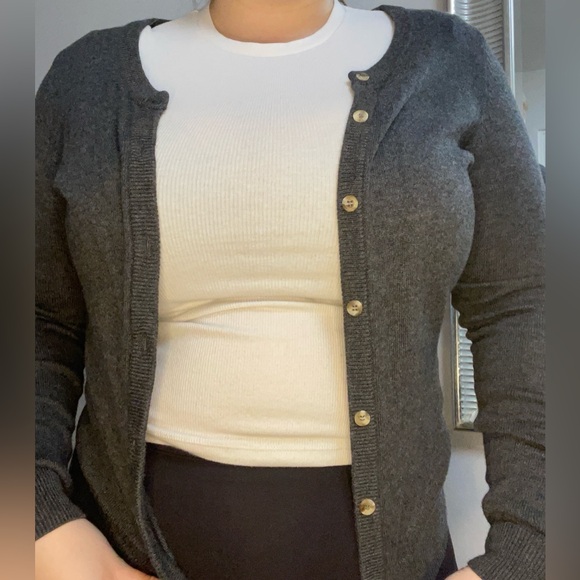 RW & Co size small dark grey cardigan - Picture 3 of 5